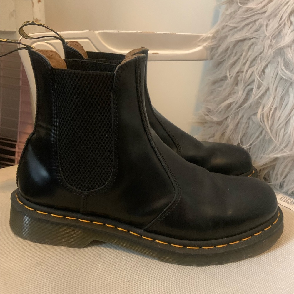 Dr. Martens Chelsea Boots